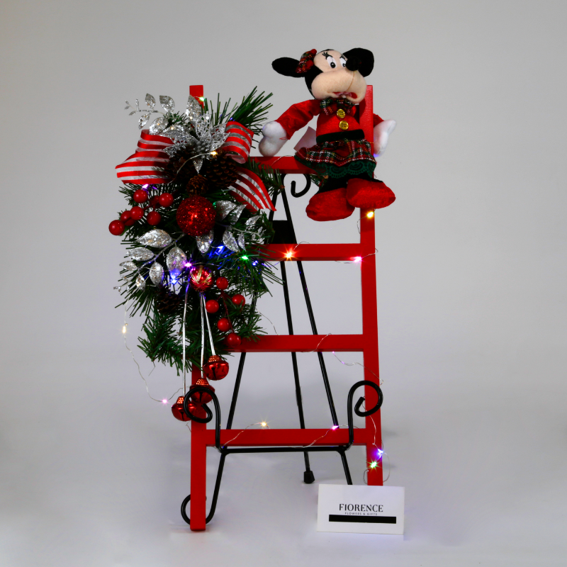 Escalera Navideña con Peluche de Mickey o Minnie Mouse