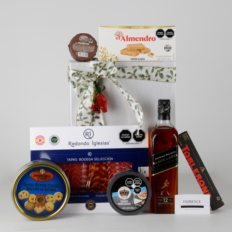 Caja de Regalo Navideño con Whisky y selección gourmet