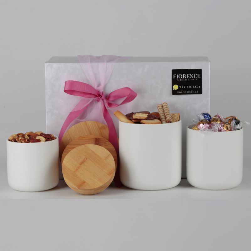 Regalo para Dama con Contenedores de Cerámica y Botana Gourmet
