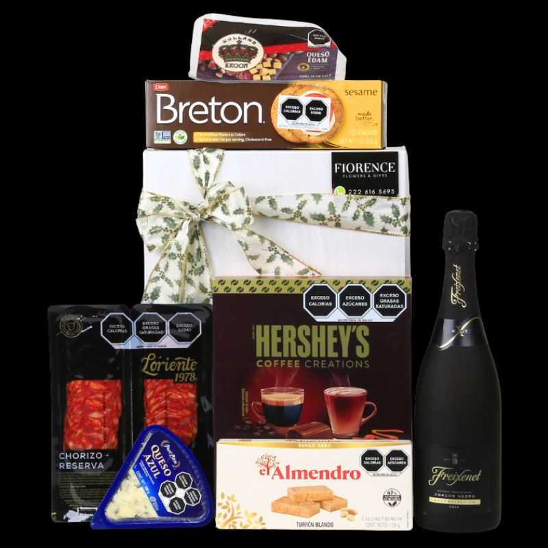 Caja de regalo navideño con Vino blanco espumoso Freixenet y más
