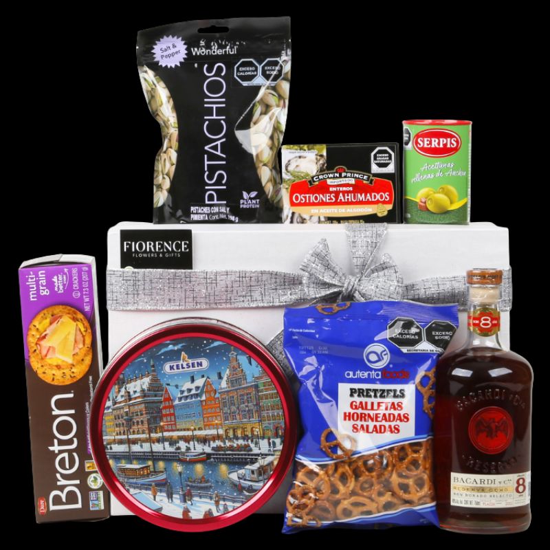 Caja de Regalo Navideño con Ron Bacardí Reserva 8