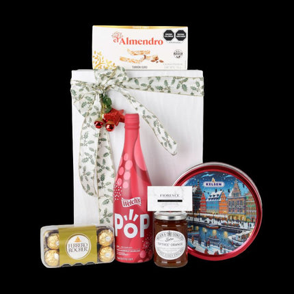 Caja Gourmet con Jugo Espumoso, Mermelada de Naranja y delicias premium.