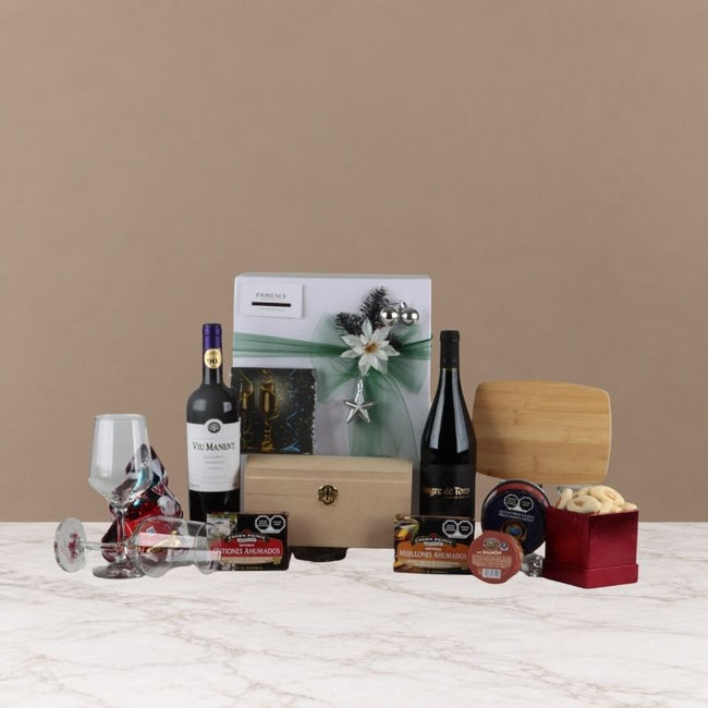 Caja de Regalo Navideña con Botellas de Vino Tinto y Curaduría Gourmet