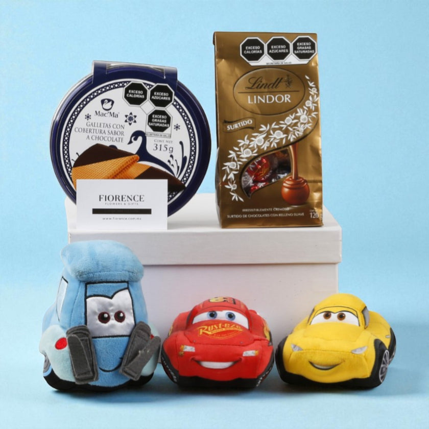 Peluches de Cars con Chocolates y Galletas