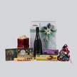 Caja de Regalo Navideña con Vino Blanco Espumoso Freixenet, Galletas y Chocolates