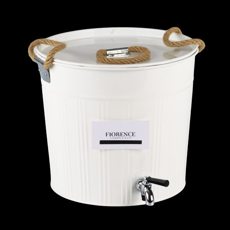 Deluxe Christmas Gift with Wines and Gourmet Selection