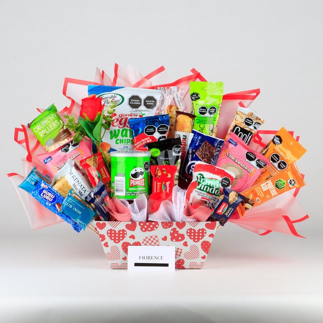 Candy Bouquet con Botanas y algo más.