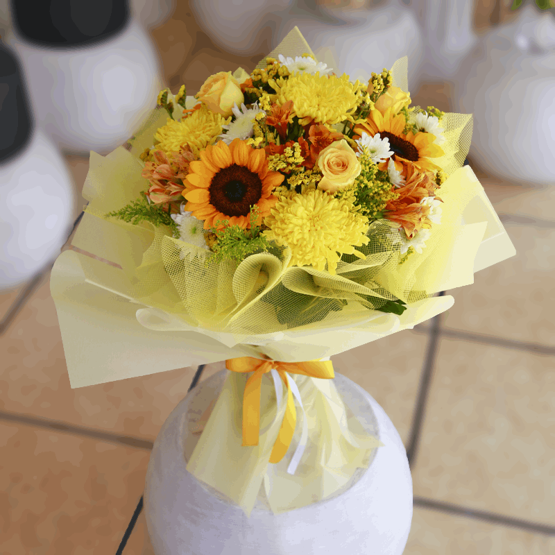 Ramo, flores amarillas, 21 de Septiembre, envío a domicilo, entregas en Puebla, Fiorence, Girasoles, rosas, Cumpleaños, amor, Cholula, Cuahutlancingo, para ella