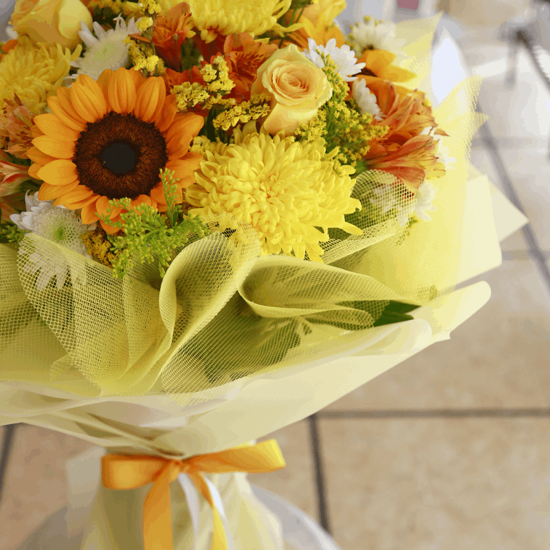 Espectacular Ramo con flores amarillas