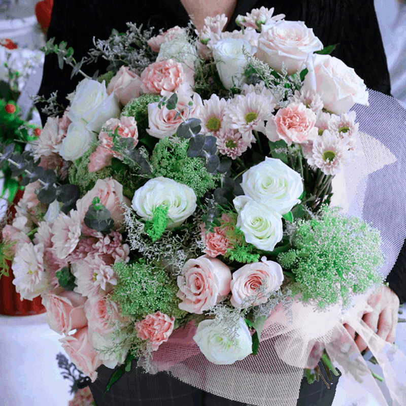 Ramo Diana con Rosas pastel