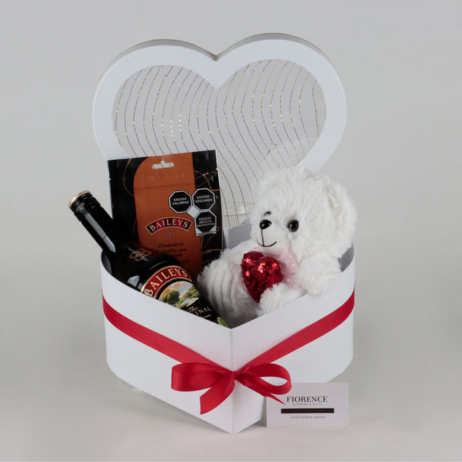 Caja Dulce Corazón con Baileys, Osito y Chocolates