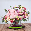¡Su Primer Arreglo Floral! Rosas, Peluche & Base Metálica