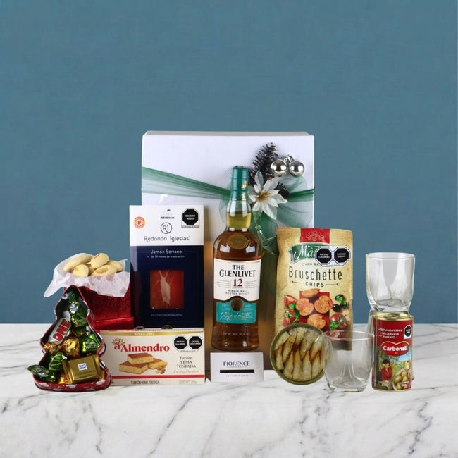 The Glenlivet 12 Gourmet Christmas Gift | Ham and Snacks