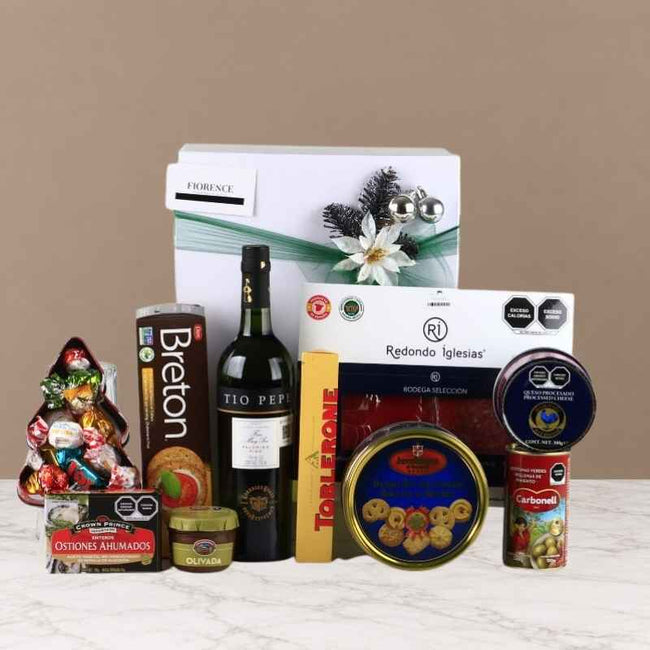 Caja de Regalo Navideña con Jerez Español Tío Pepe Palomino Fino y Charcutería