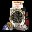 Vino Regalo Navideño Tinto Marqués de Cáceres con Variedad de Productos Gourmet