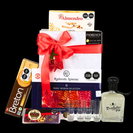 Regalo Navideño con Tequila Don Julio 70 y Charcuteria