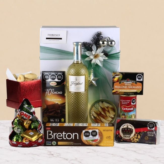 Freixenet Pinot Grigio Christmas Gift Box | Italian Wine & Gourmet
