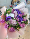 Bouquet of purple flowers 