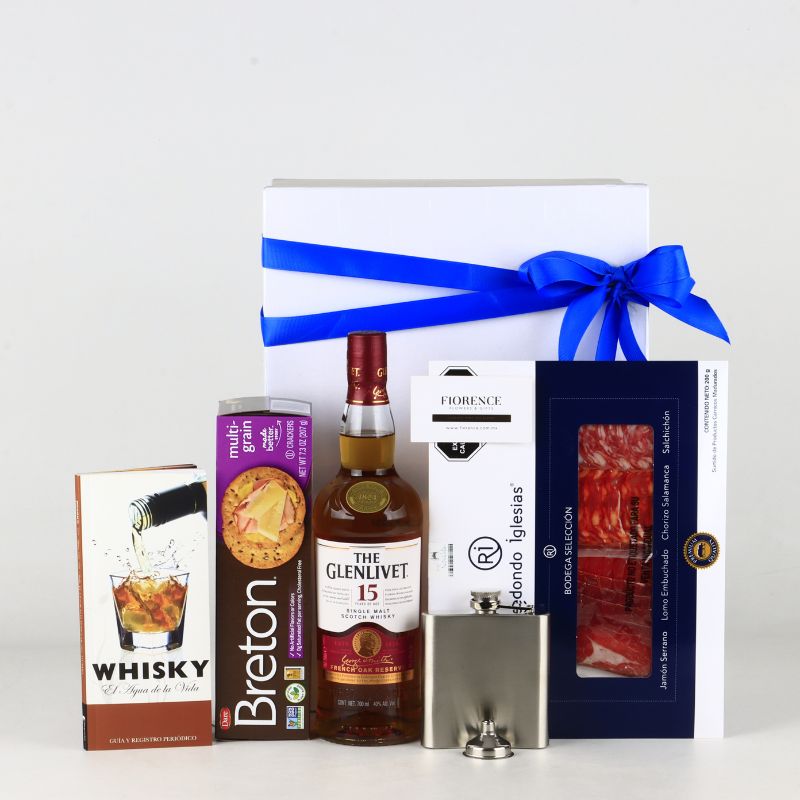 Gourmet Gift Box with The Glenlivet 15 Whisky and Spanish Charcuterie