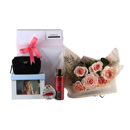 Set Belleza con Cosmetiquera y Fragancia de Victoria's Secret