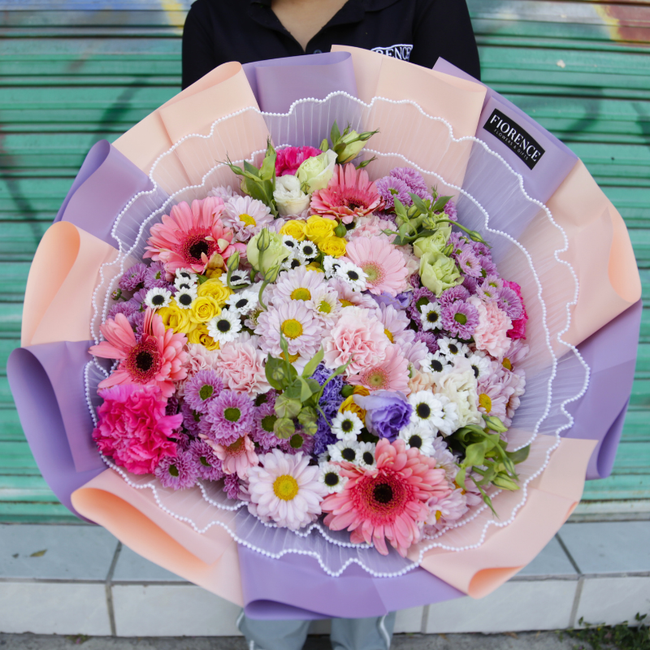 Ramo Pastel Dream: Mix de Gerberas y Margaritas Aesthetic