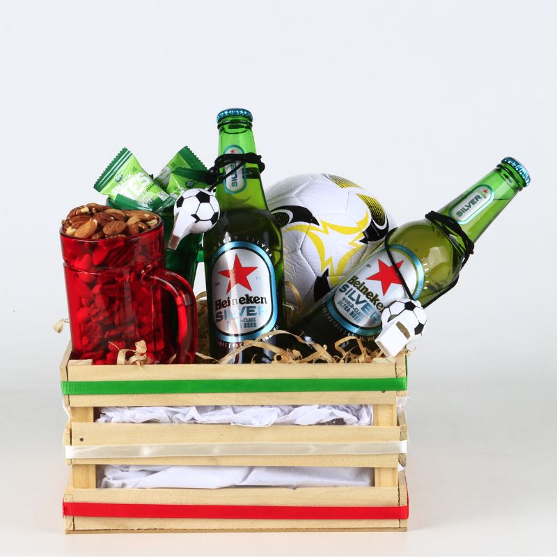“Somos 12” Soccer Gift Set: Heineken Silver Beers, Mugs & Snacks